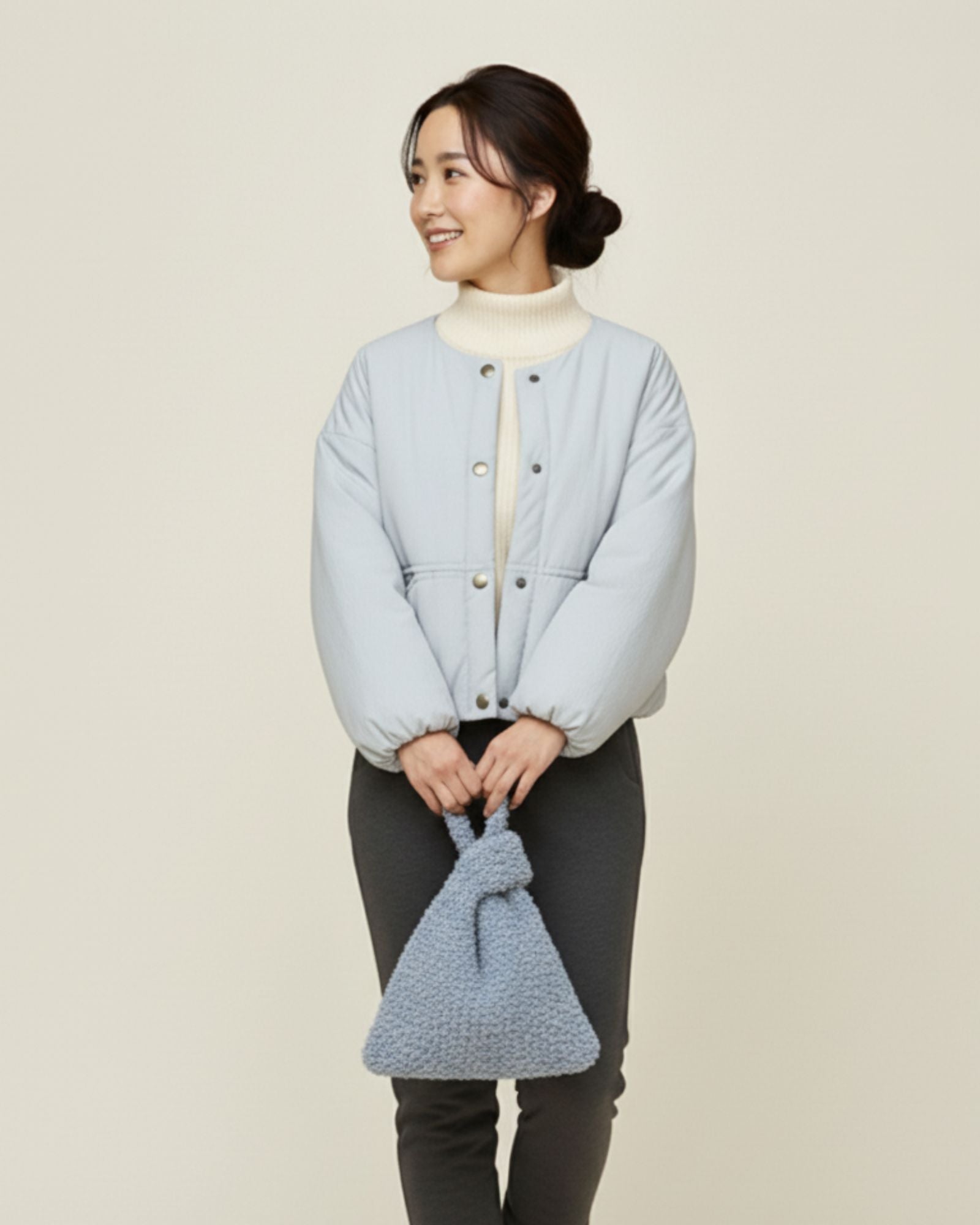 東京輕暖質感緞帶小手包