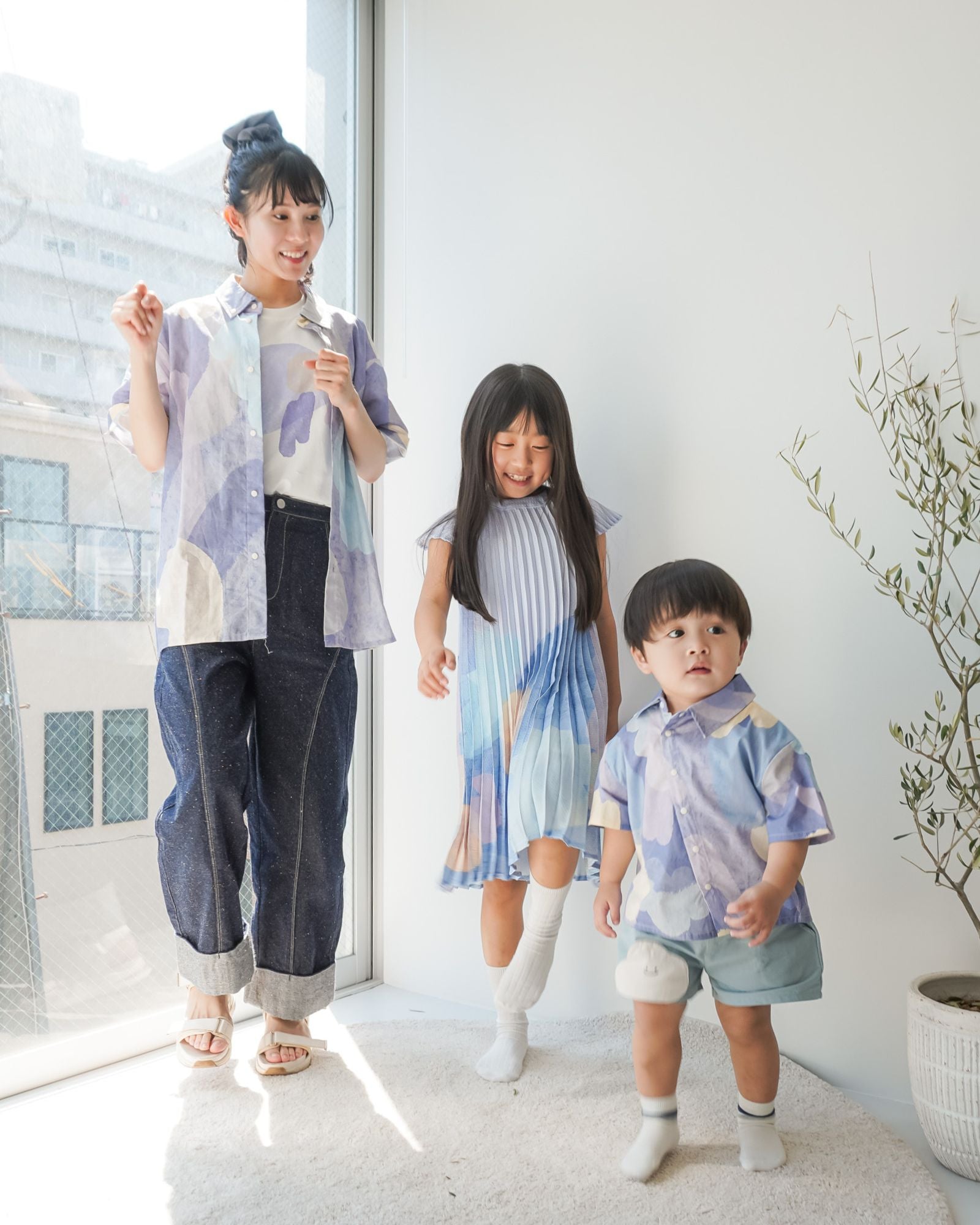 月明かりの池 プリント キッズアシンメトリーシャツ