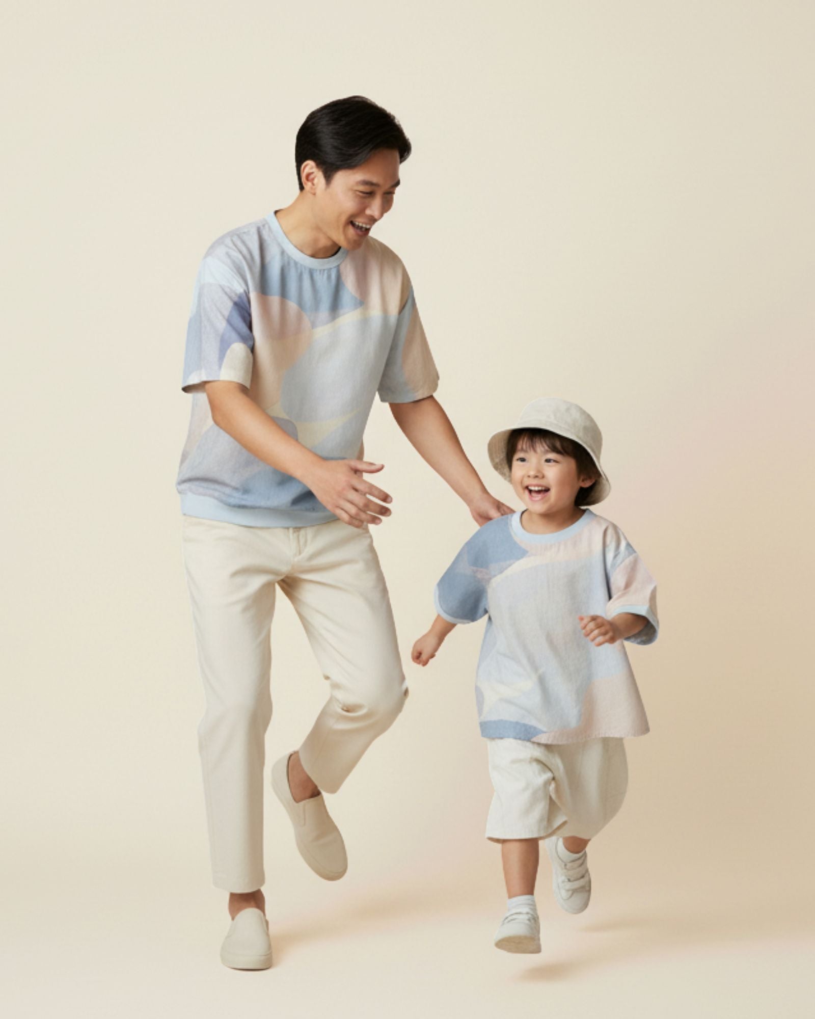 Online-exclusive: Sunlit Sparks Crew Neck Adults Shirt