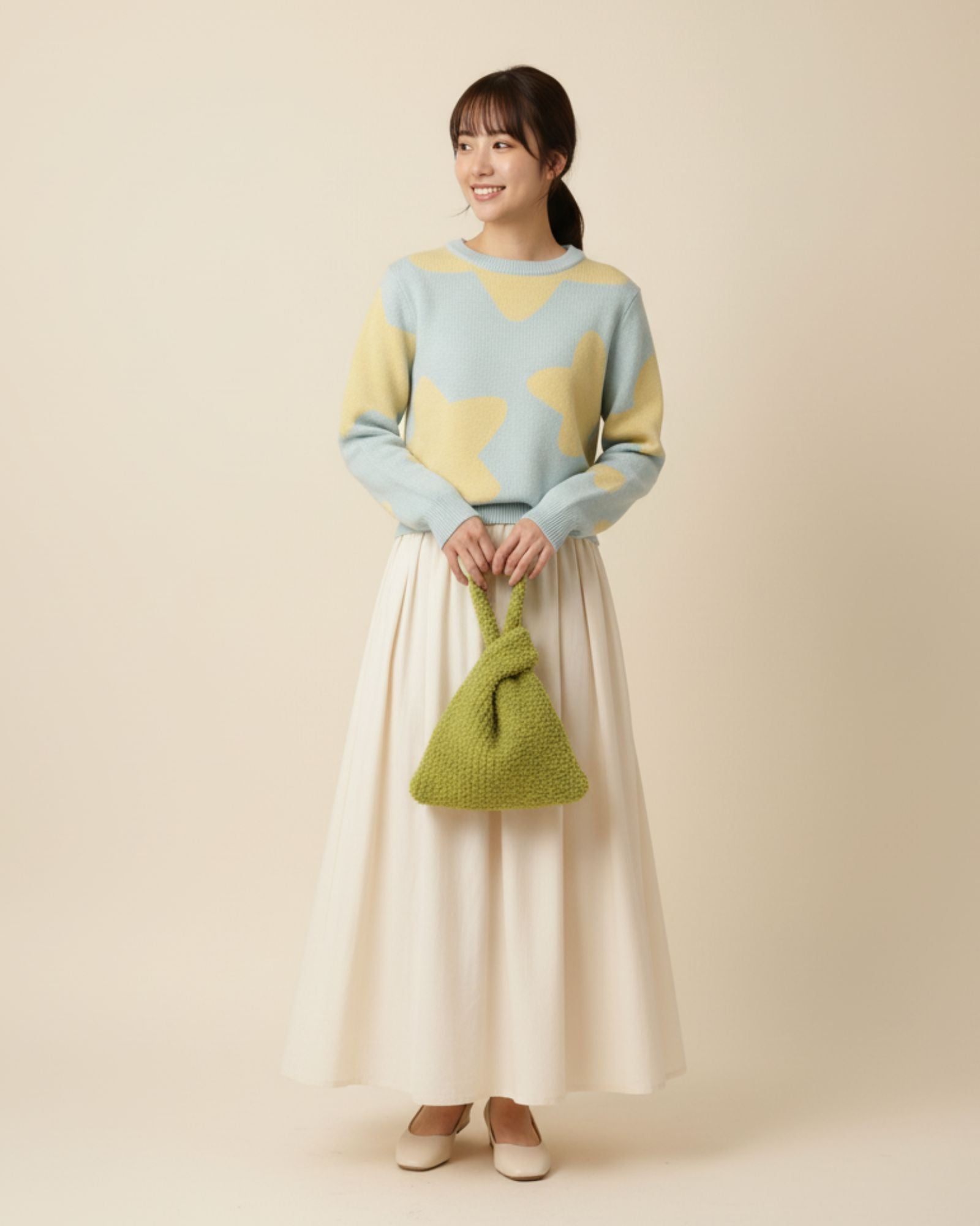 東京輕暖質感緞帶小手包