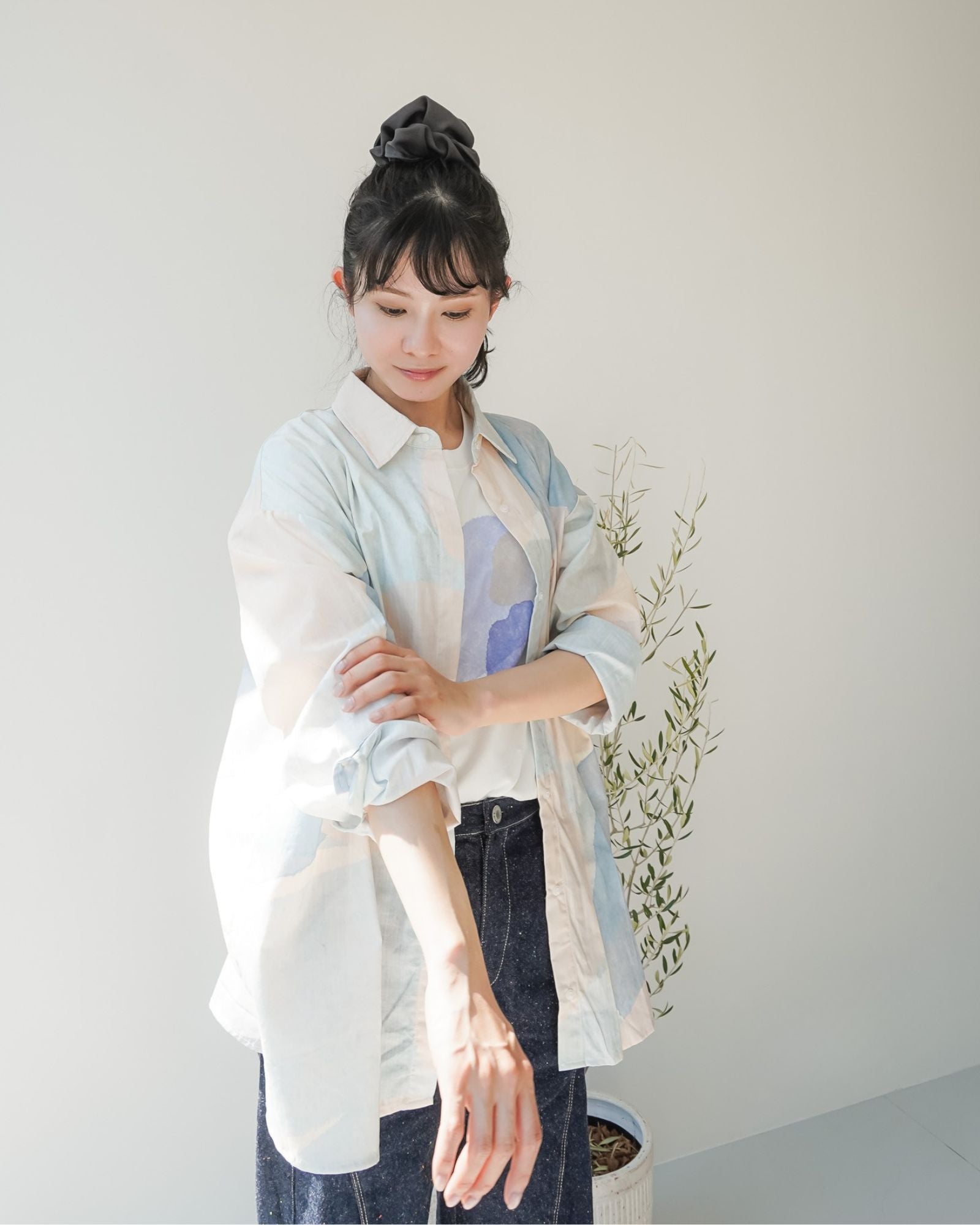 Sunlit Sparks Oversized Moms Collar Shirt