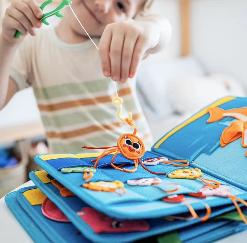 My first book - Baby Shark (3Y+)