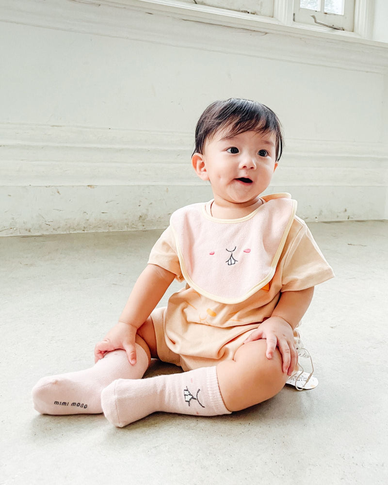 少女兔子口水圍肩